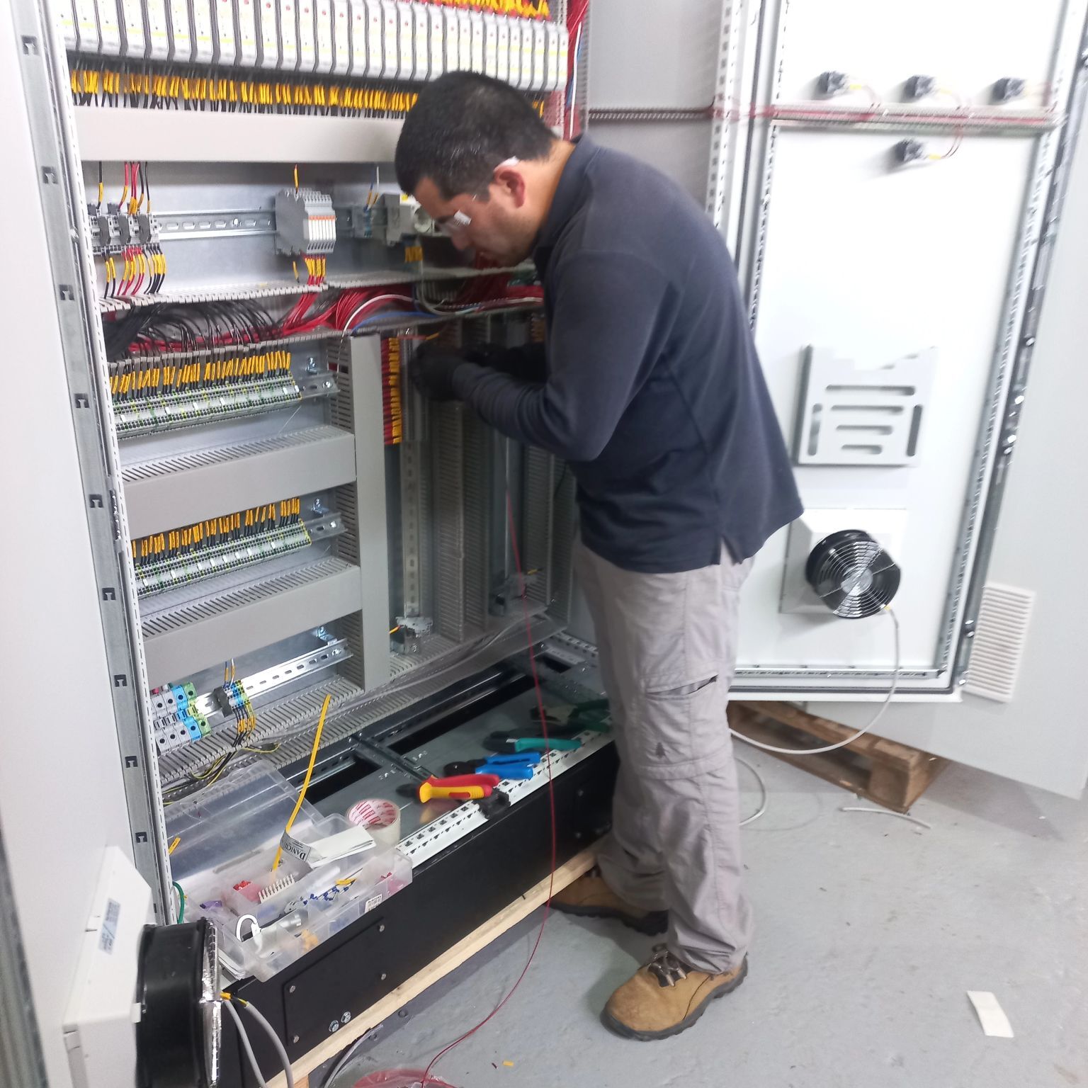 Montaje de Tableros Eléctricos